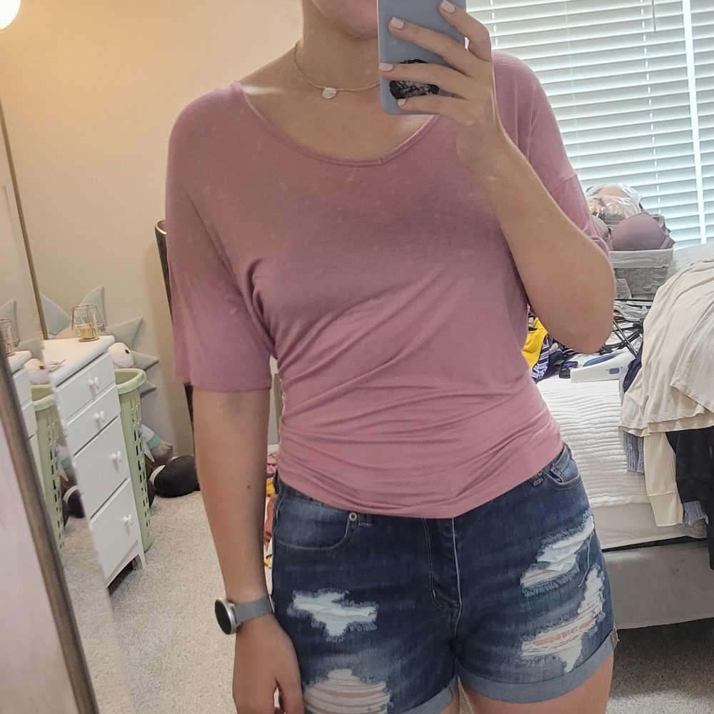 Forever 21 T-Shirt